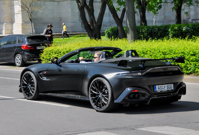 Aston Martin V8 Vantage Formula 1 Edition Roadster