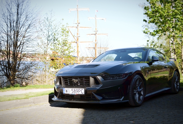 Ford Mustang Dark Horse 2024